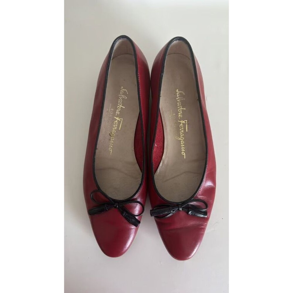 Salvatore Ferragamo Boutique Red Leather Bow Flats Shoes Womens Size 5.5 B Italy - Picture 4 of 13